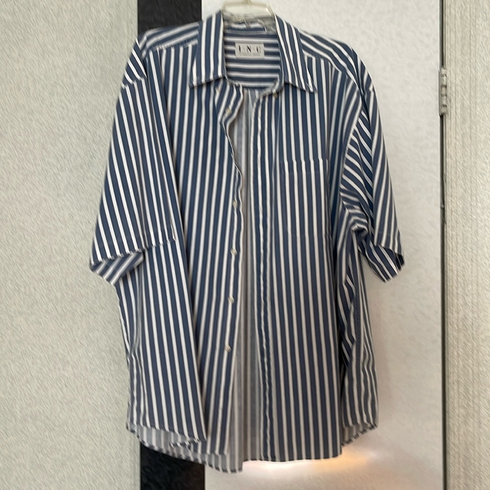 Men’s short sleeves button down